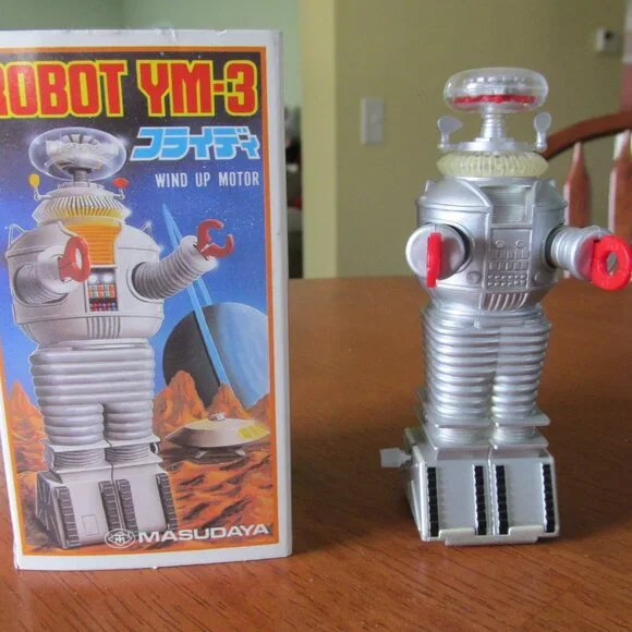 Lost in Space Robot - Picture 3 of 6